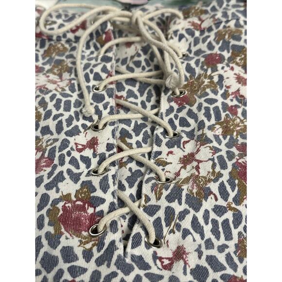 Umgee Floral Tie Front High Waisted Skirt size Large - Picture 4 of 14